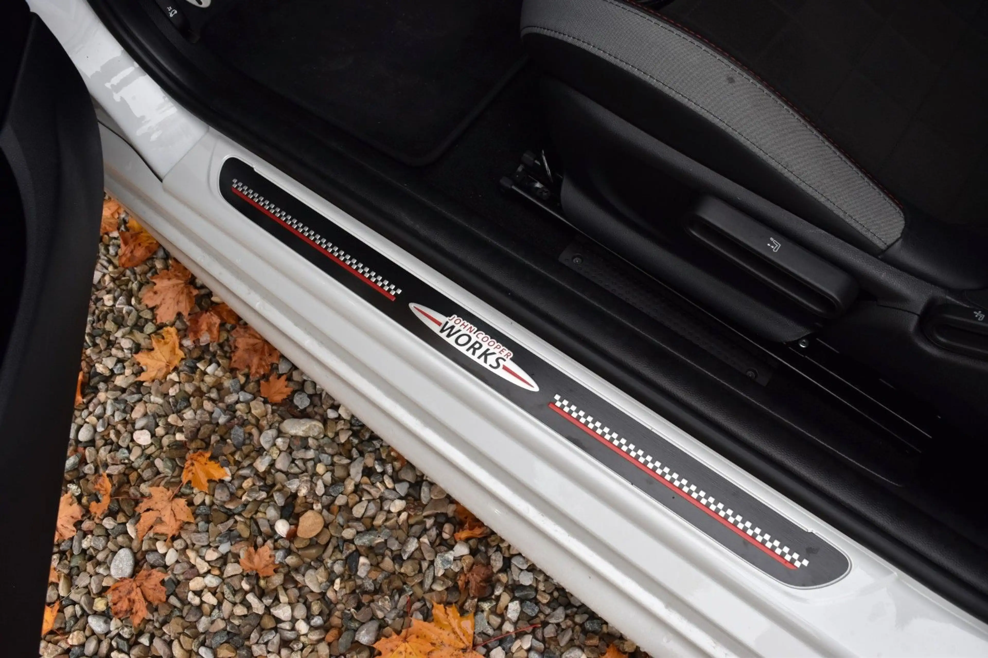 MINI Cooper S (F56) John Cooper Works Trim~1.Hd — photo 3