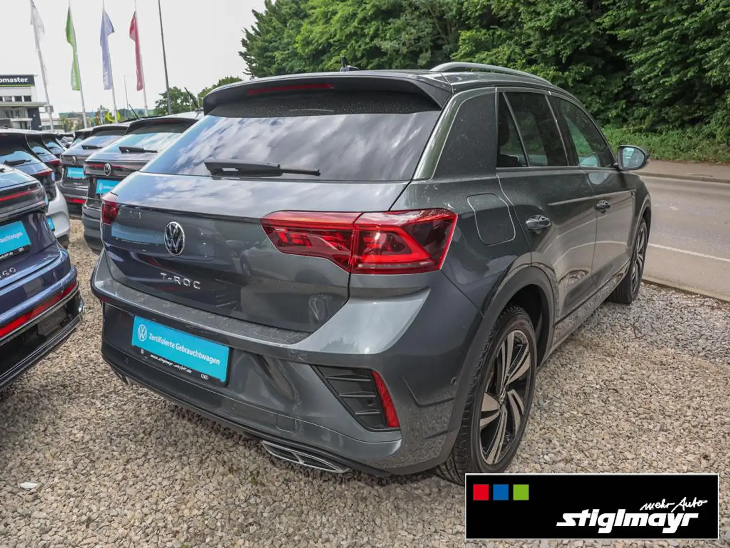 Volkswagen T-Roc R-line 1.5 TSI DSG IQ.LIGHT+IQ.DRIVE+NAVI Grau - 2