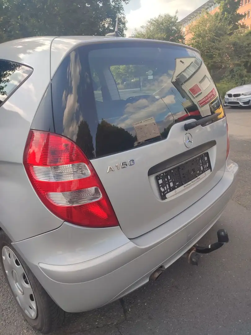 Mercedes-Benz A 150 -Klasse , Anhängerkupplung, Plateado - 2