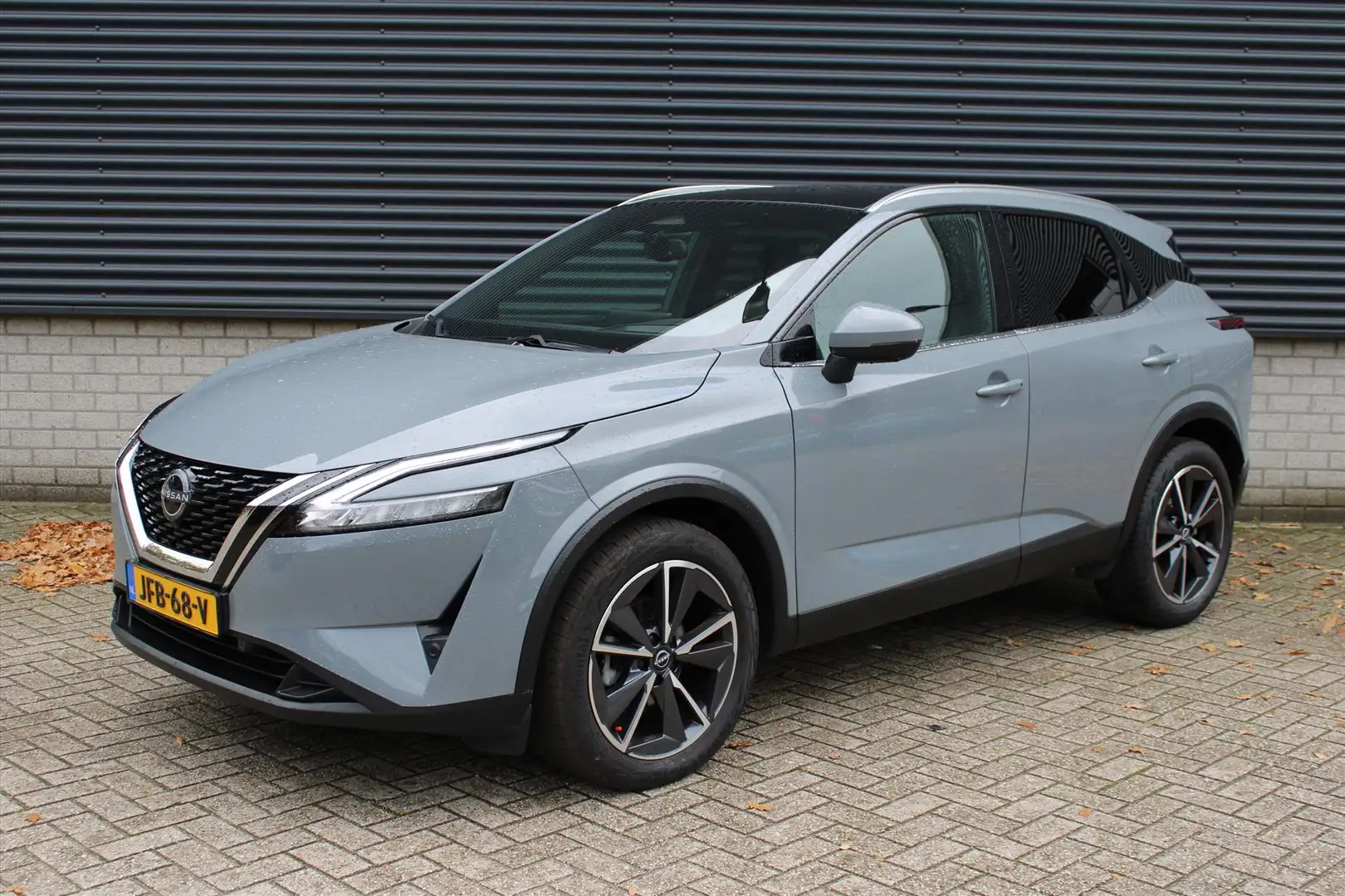 Nissan Qashqai I Business Design Mild-Hybrid 158pk Xtronic 4WD I Gris - 2