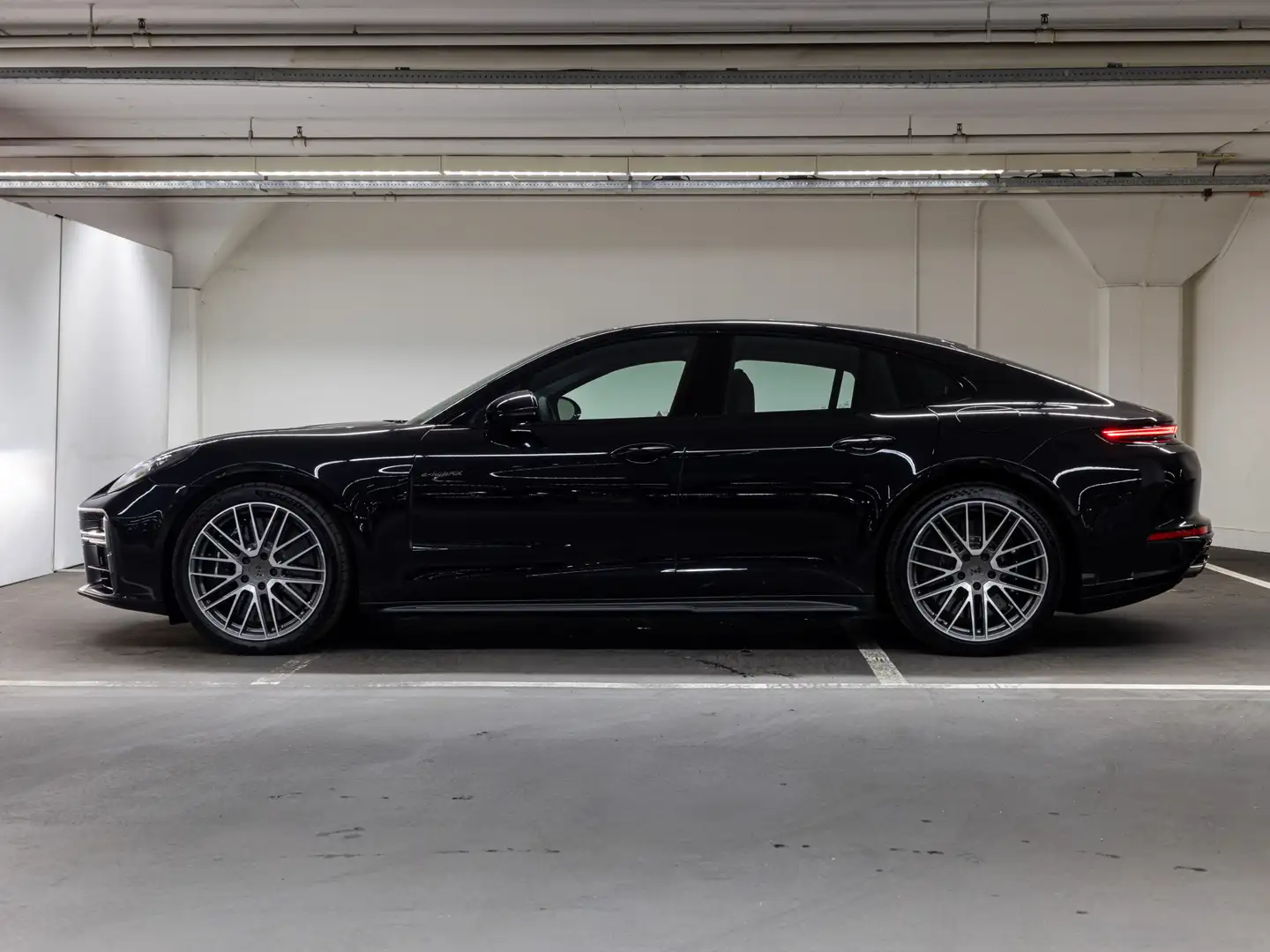 Porsche Panamera Turbo E-Hybrid Nero - 2