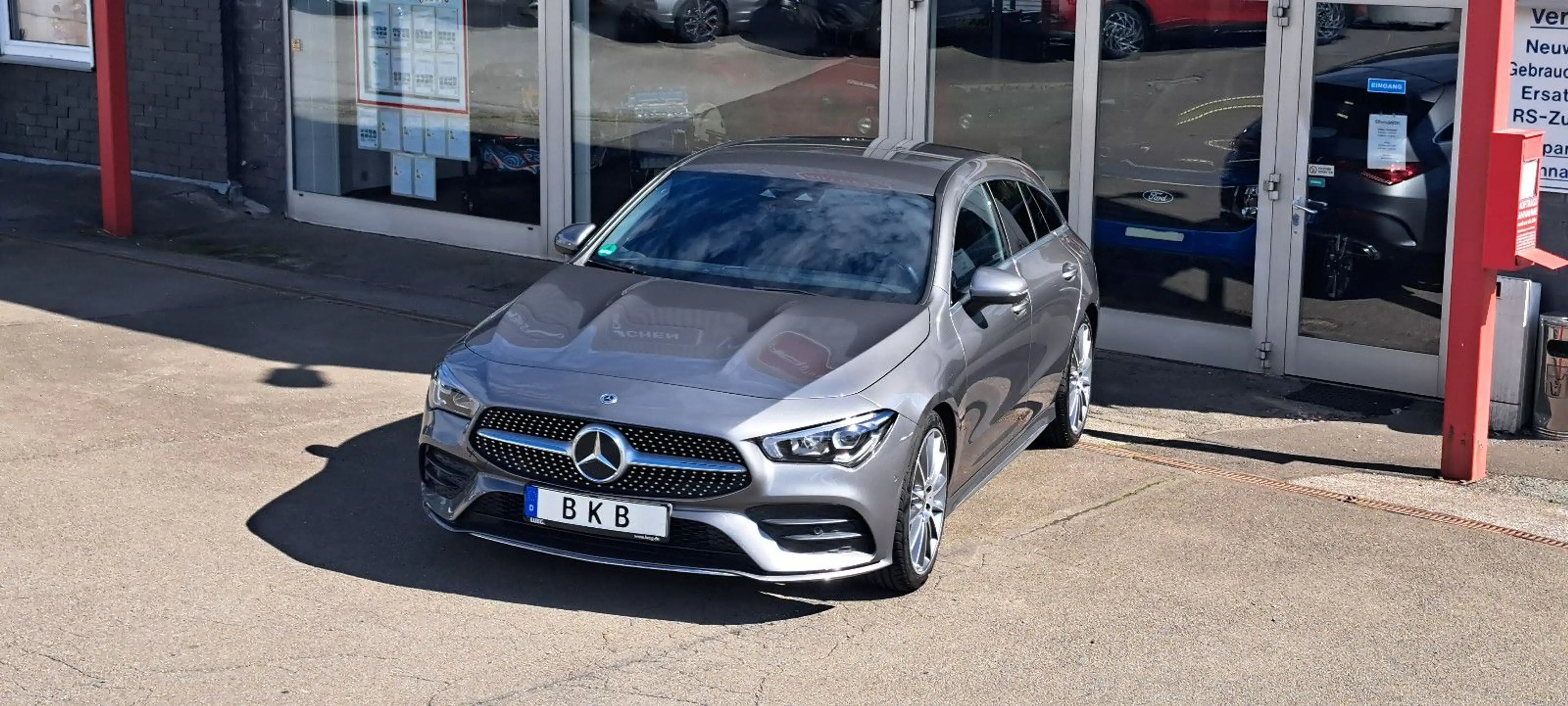 Mercedes-Benz CLA 200 AMG-Line