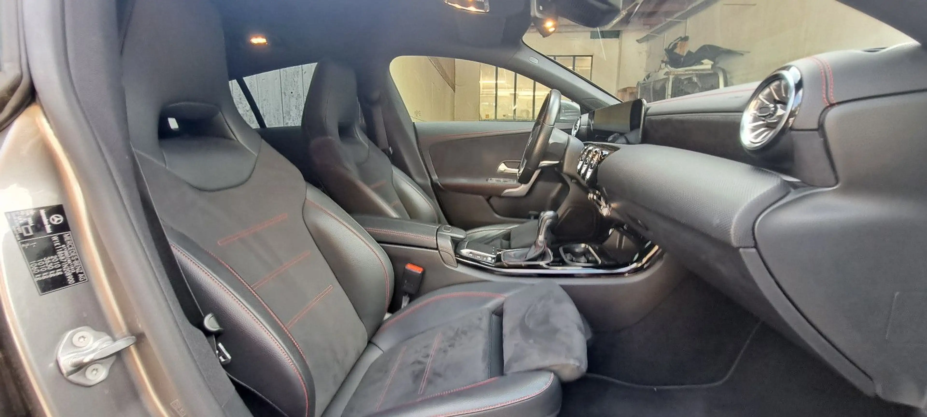 Mercedes-Benz CLA 200 AMG-Line — photo 5