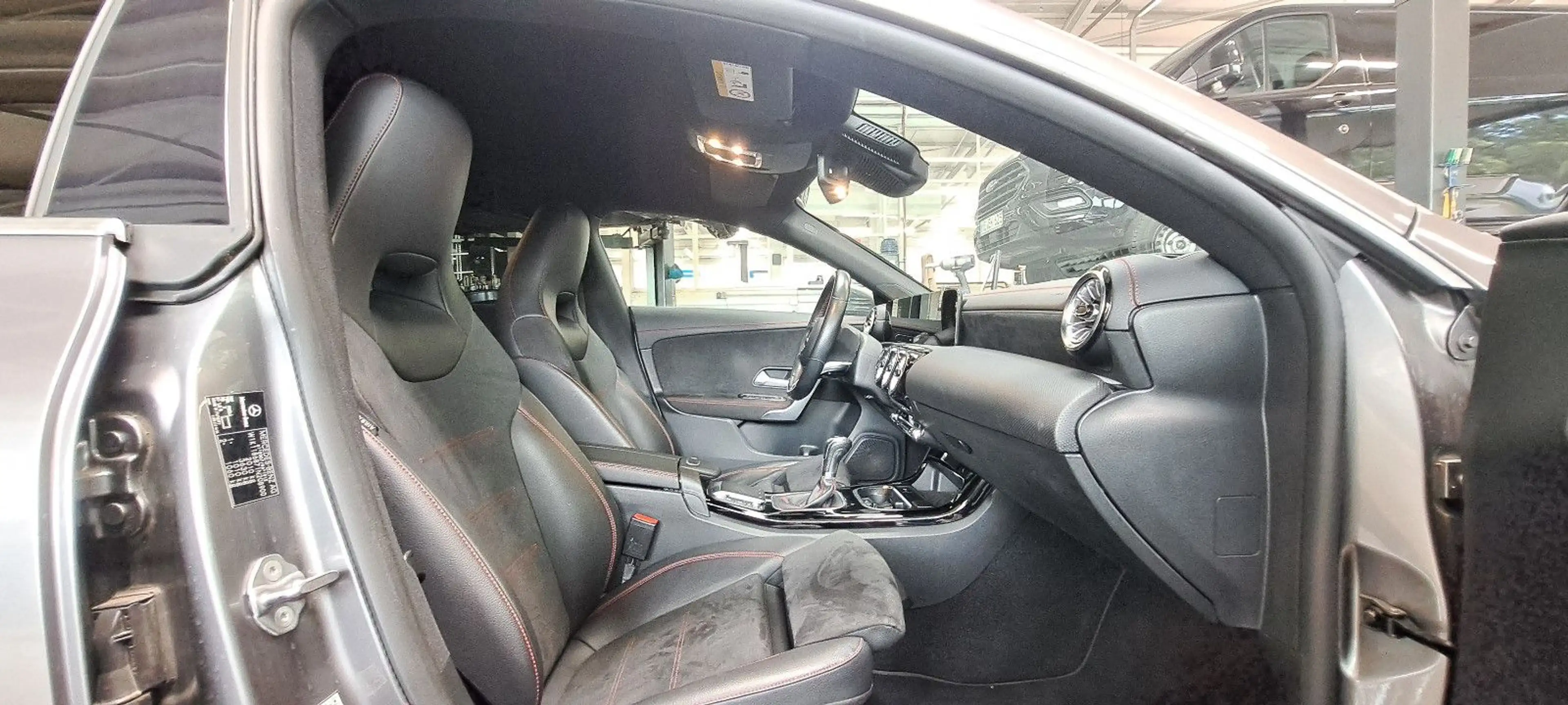 Mercedes-Benz CLA 200 AMG-Line — photo 14
