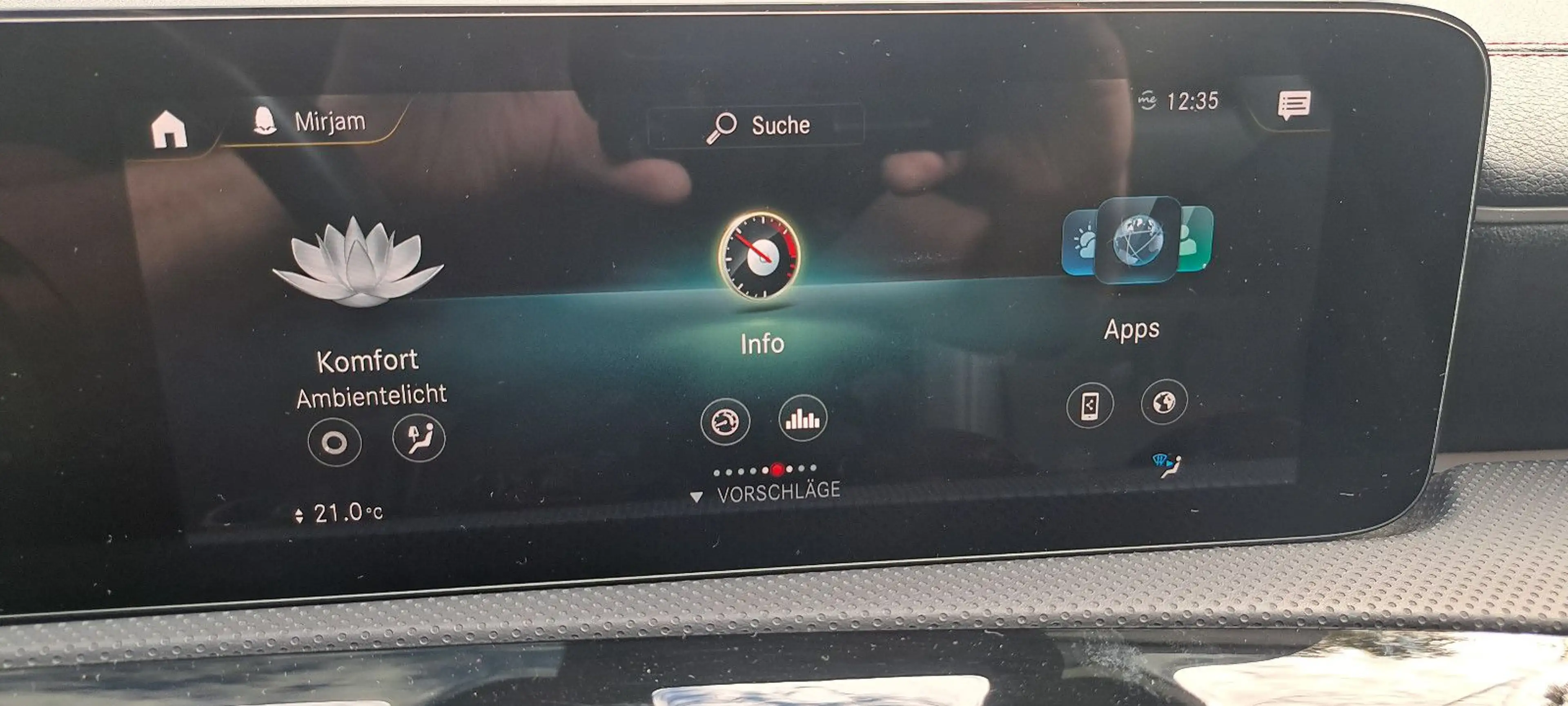 Mercedes-Benz CLA 200 AMG-Line — photo 15