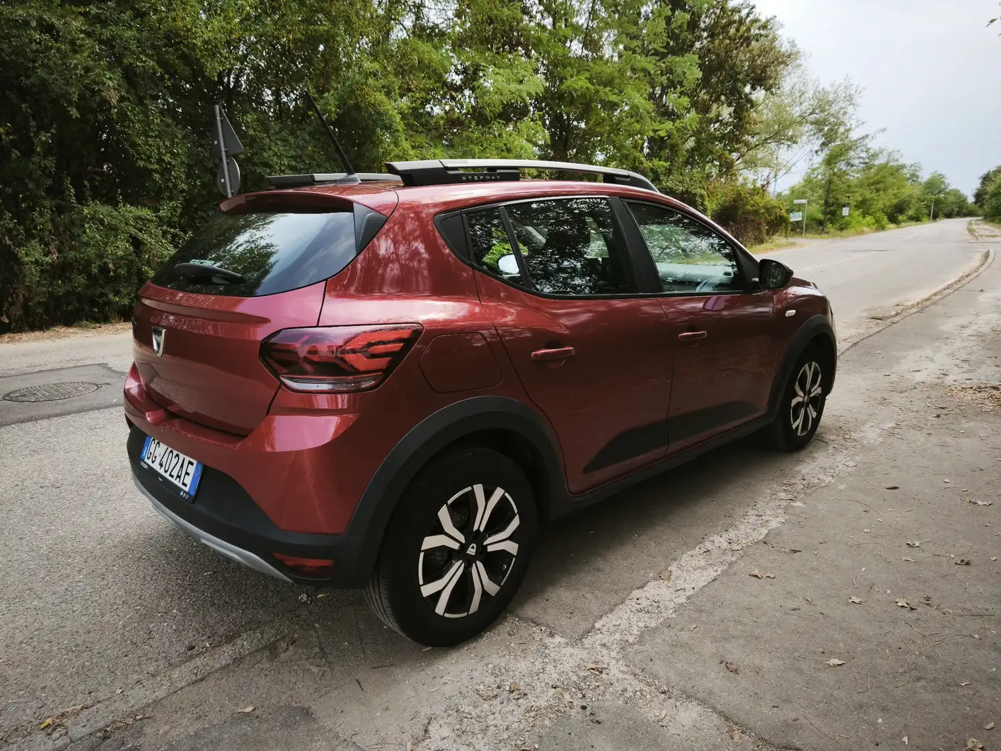 Dacia Sandero Stepway 1.0 tce Comfort Eco-g 100cv - 1