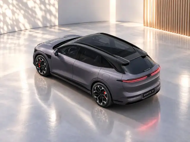 Zeekr 7GT view 3