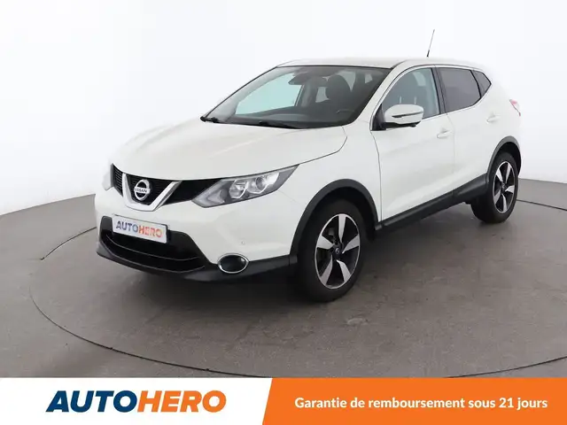 2018 Nissan Qashqai in White for sale