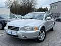 Volvo XC70 2.4 D AWD Edition/AHK/Xen/SHZ/Temp/Standhzg Silber - thumbnail 2