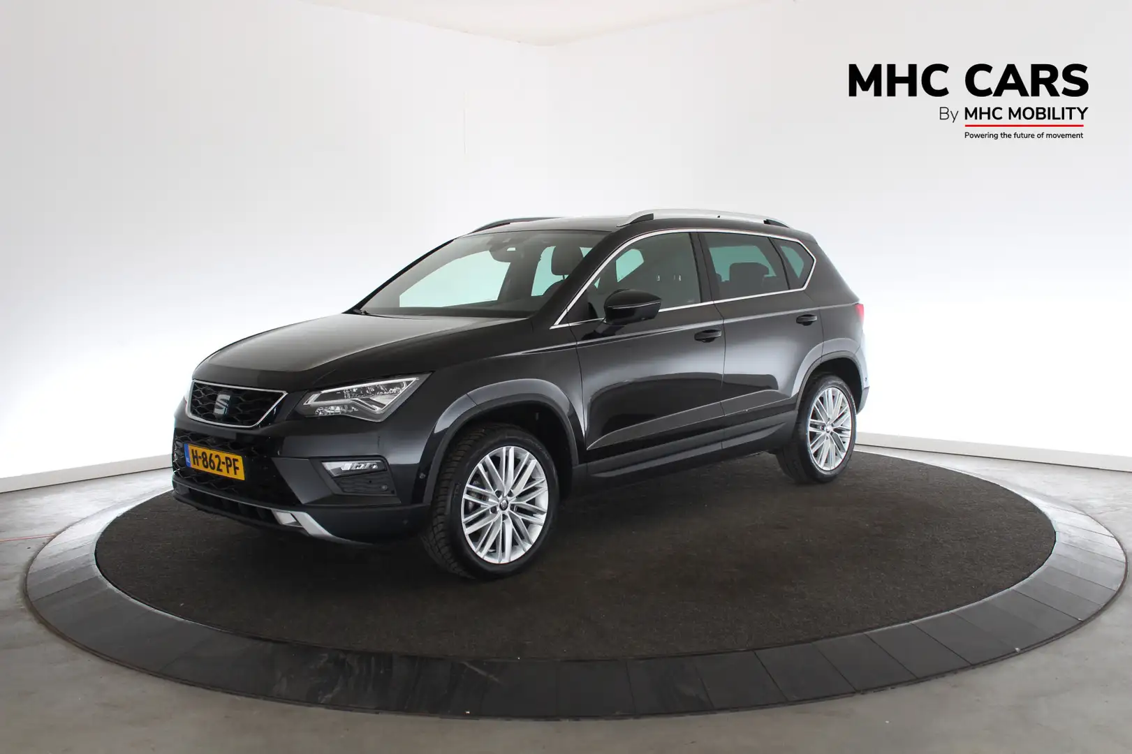 SEAT Ateca 1.5 EcoTSI 150pk DSG-7 Xcellence Business Intense Zwart - 1