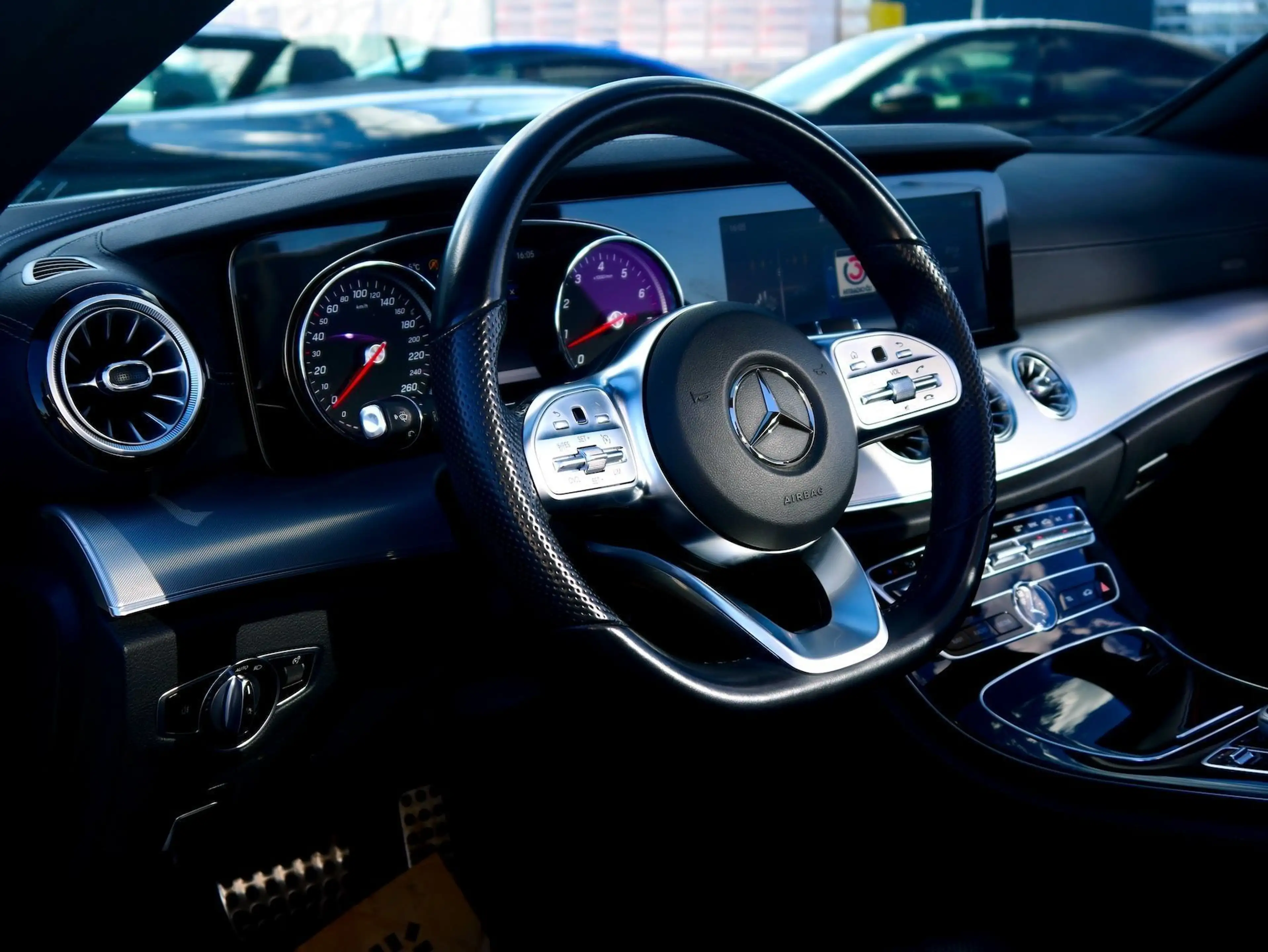 Mercedes-Benz E 300 Aut. Cabrio AMG - LINE "Multibeam LED - Designo* — photo 11