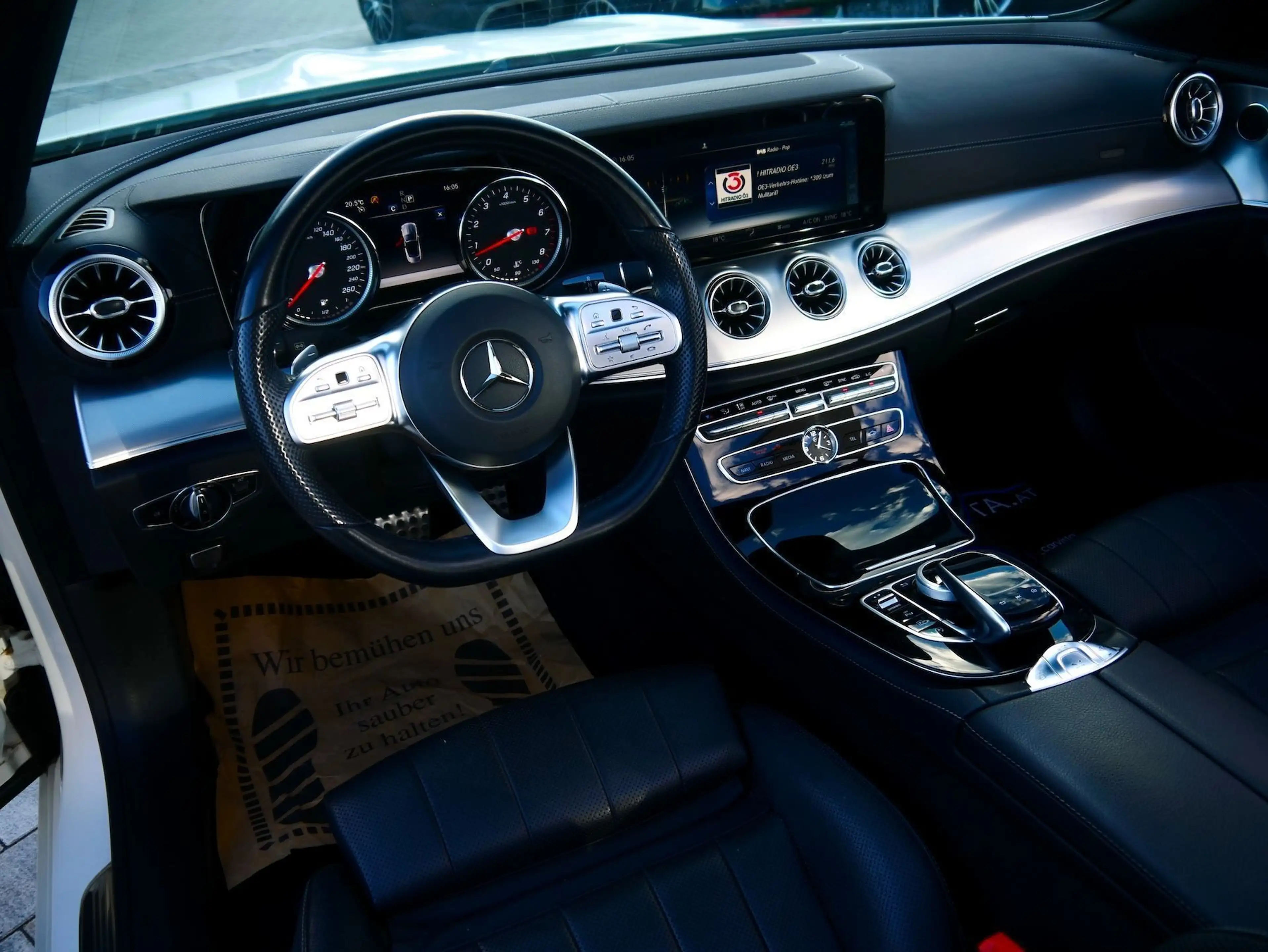 Mercedes-Benz E 300 Aut. Cabrio AMG - LINE "Multibeam LED - Designo* — photo 10
