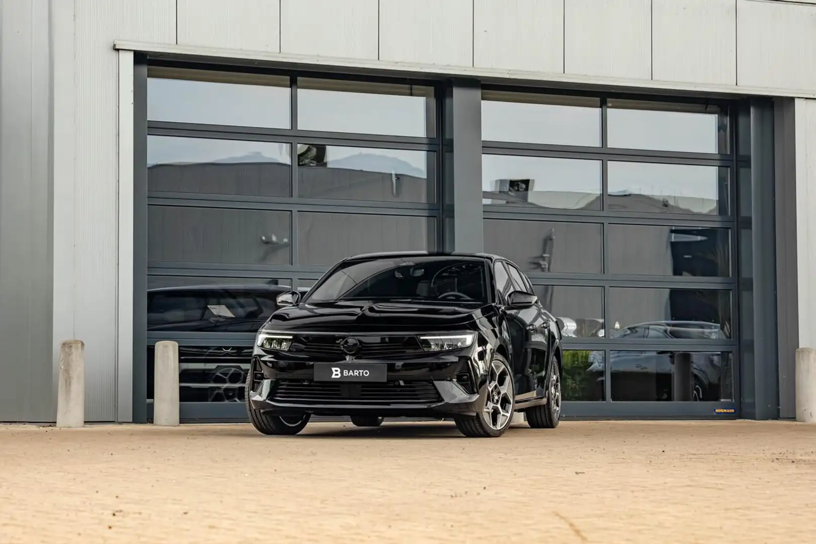 Opel Astra ST I GS | 130 PK AT | 360° Cam. | Zetelvw. Dode... Schwarz - 1