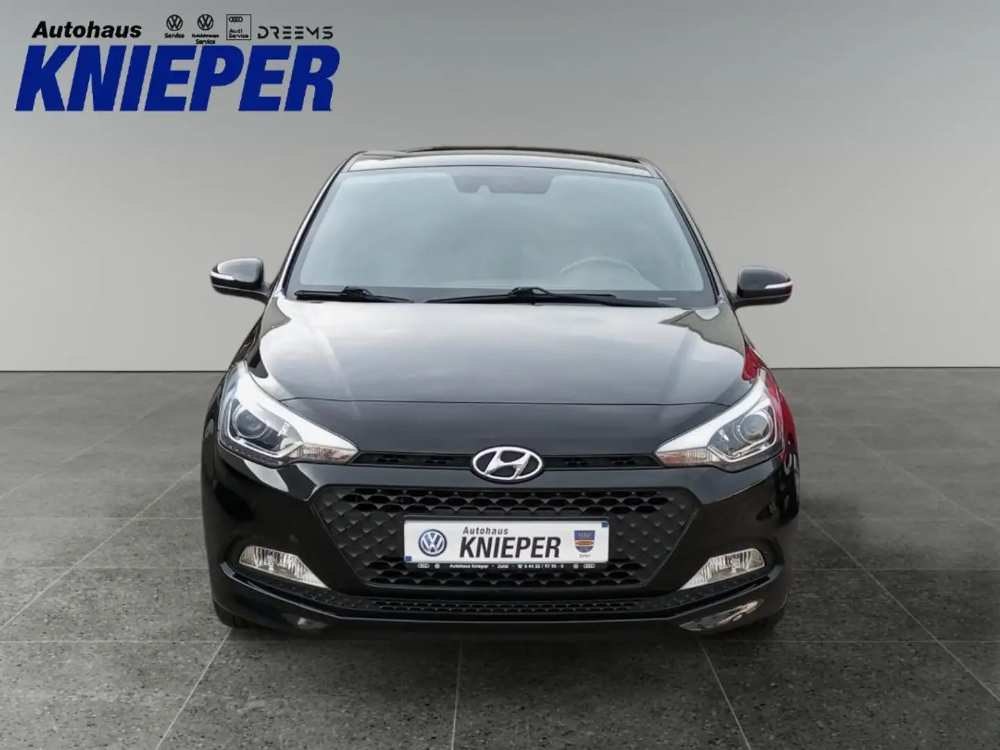 Hyundai i20 Hyundai i20 1.2 Passion Schwarz - 2