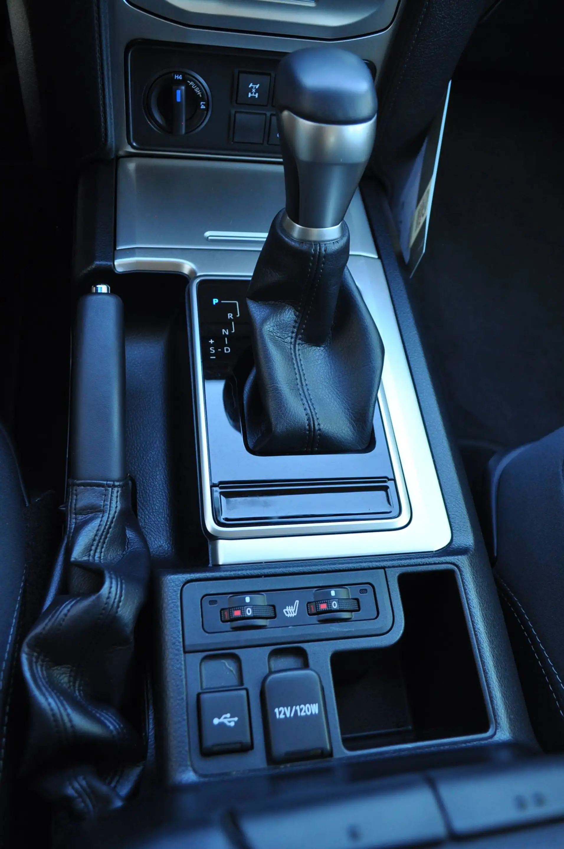 Toyota Land Cruiser 2,8 D4-D Comfort Automatik — photo 12
