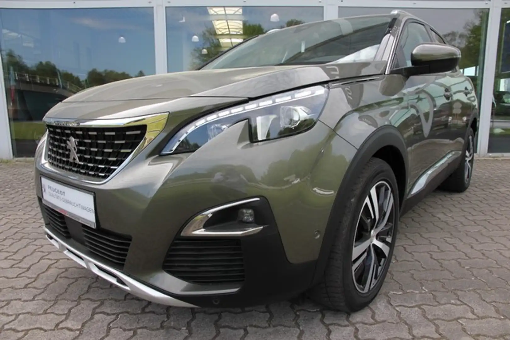Peugeot 3008 Allure PT 180 EAT8, Pano Klima Navi SHZ Bluetooth Grau - 2