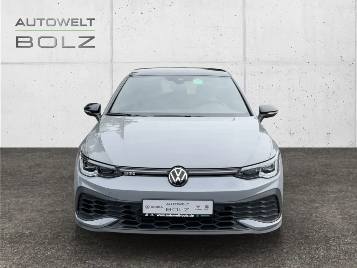Volkswagen Golf GTI VIII Clubsport 2.0 TSI Panodach Navi Harman-Kardon Grijs - 2