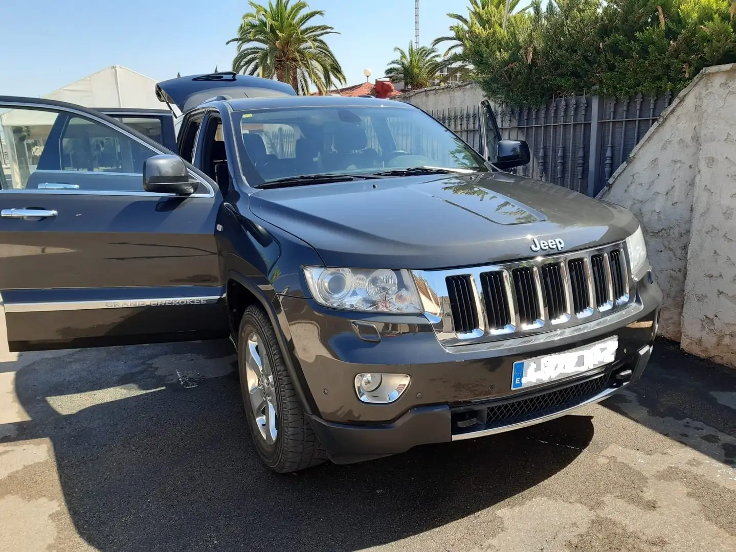 Jeep Grand Cherokee Grand Cherokee 3.0CRD Laredo 190 Aut. Laredo Gris - 1