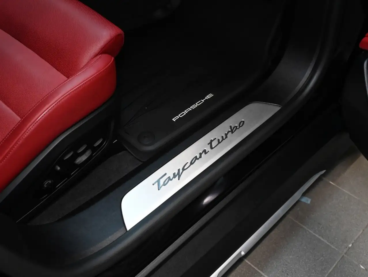 Porsche Taycan fotografie Porsche Taycan
