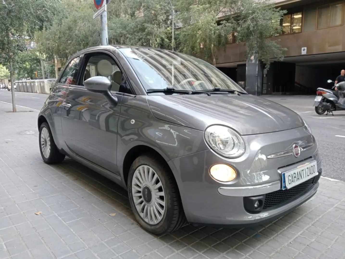 Fiat 500 1.2 Lounge Plateado - 2