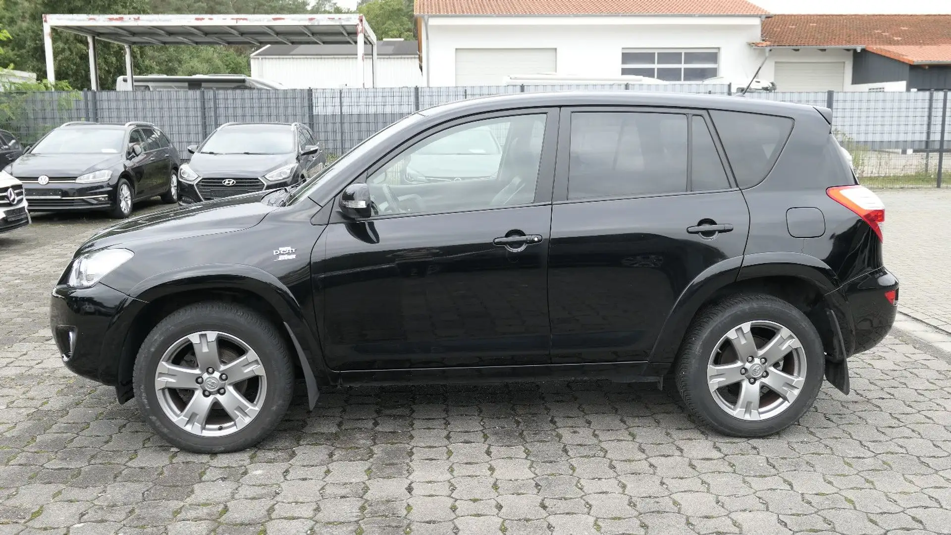 Toyota RAV 4 Executive/4xWD/MFL/Sitzheizung/R-Cam Schwarz - 2