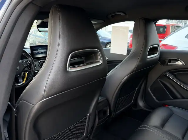 Mercedes-Benz Cla view 14