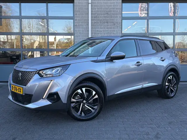 Peugeot e-2008 EV Blue Lease Allure 50 kWh