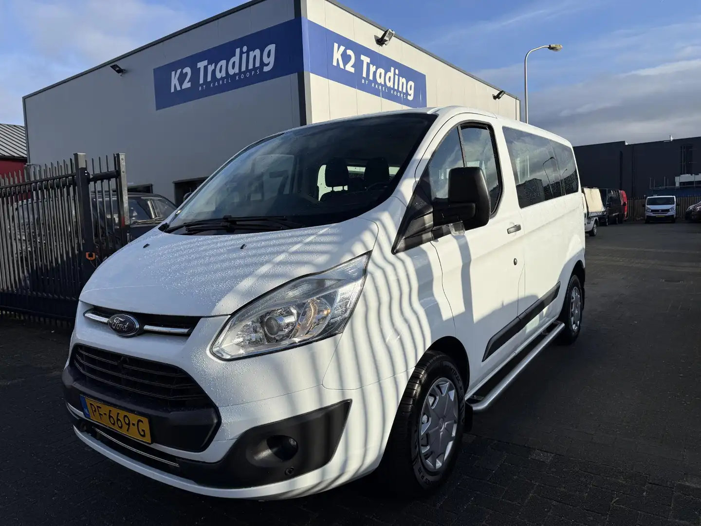 Ford Transit Custom 310 2.0 TDCI L1H1 Trend 9 pers uitvoering INCL BTW Wit - 1
