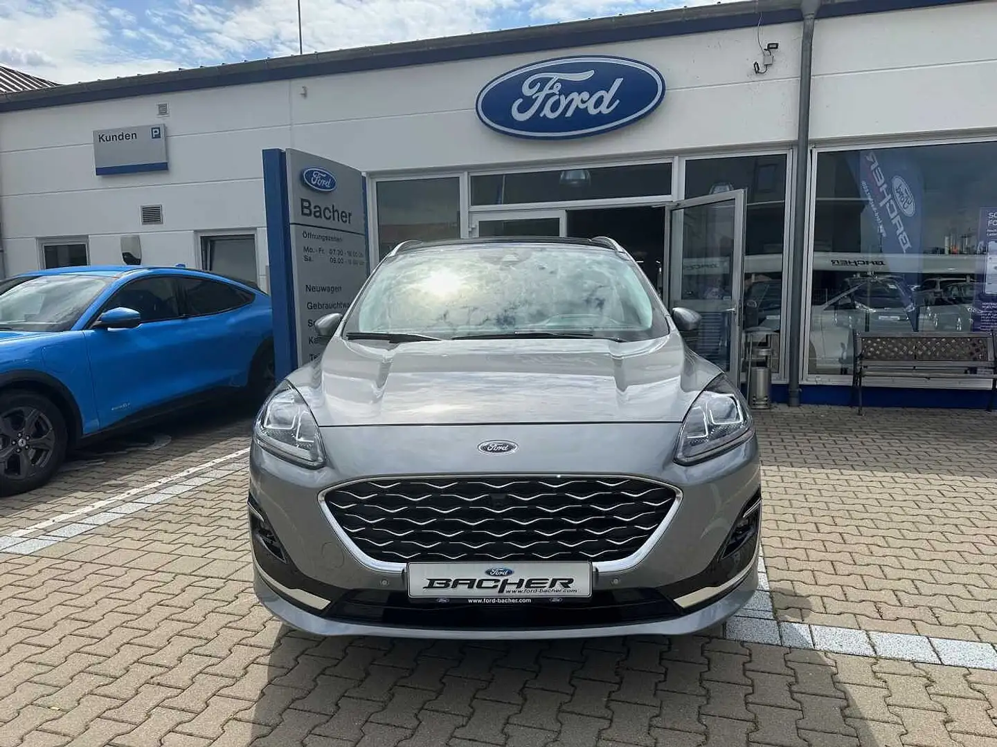 Ford Kuga 2.5 PHEV VIGNALE LEDER*LED*PANORAMA*AHK Silber - 2
