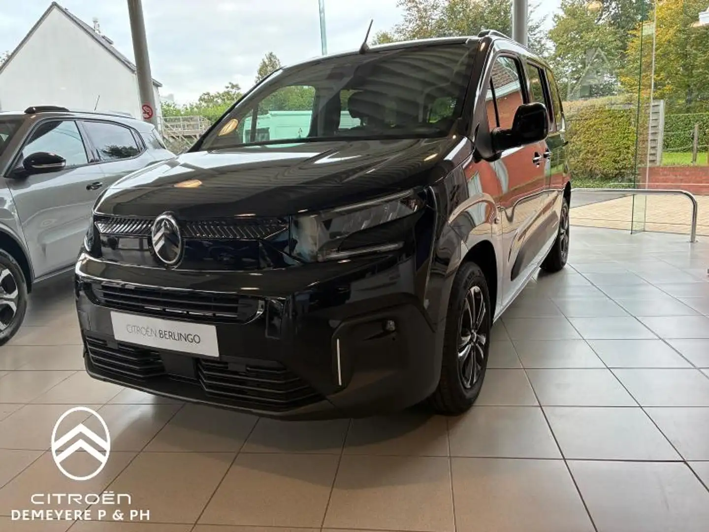 Citroen Berlingo 1.2 PureTech 110 MAN6 Plus Berlingo 1,2 PT 110 PLU Negru - 2