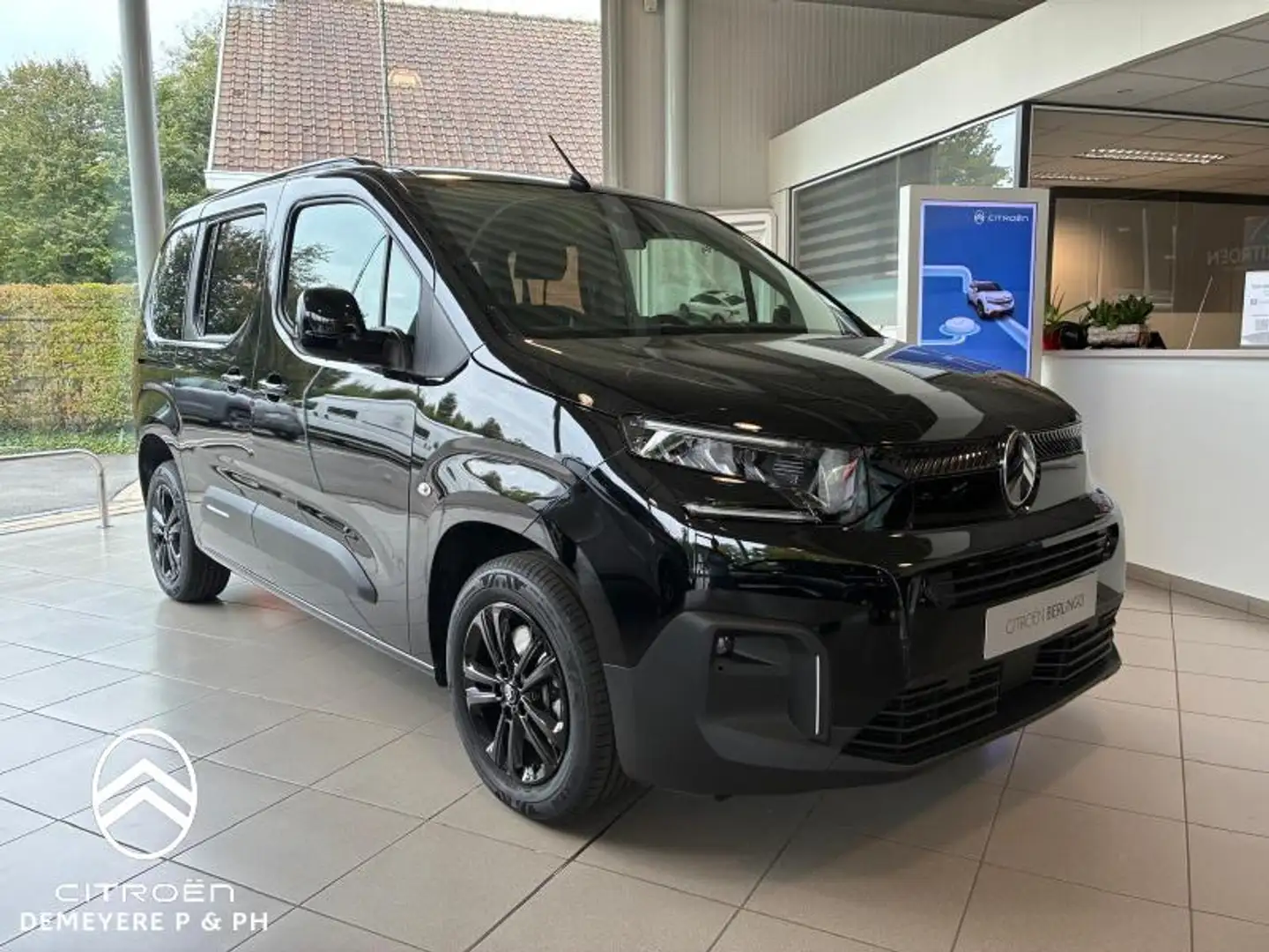 Citroen Berlingo 1.2 PureTech 110 MAN6 Plus Berlingo 1,2 PT 110 PLU Negru - 1