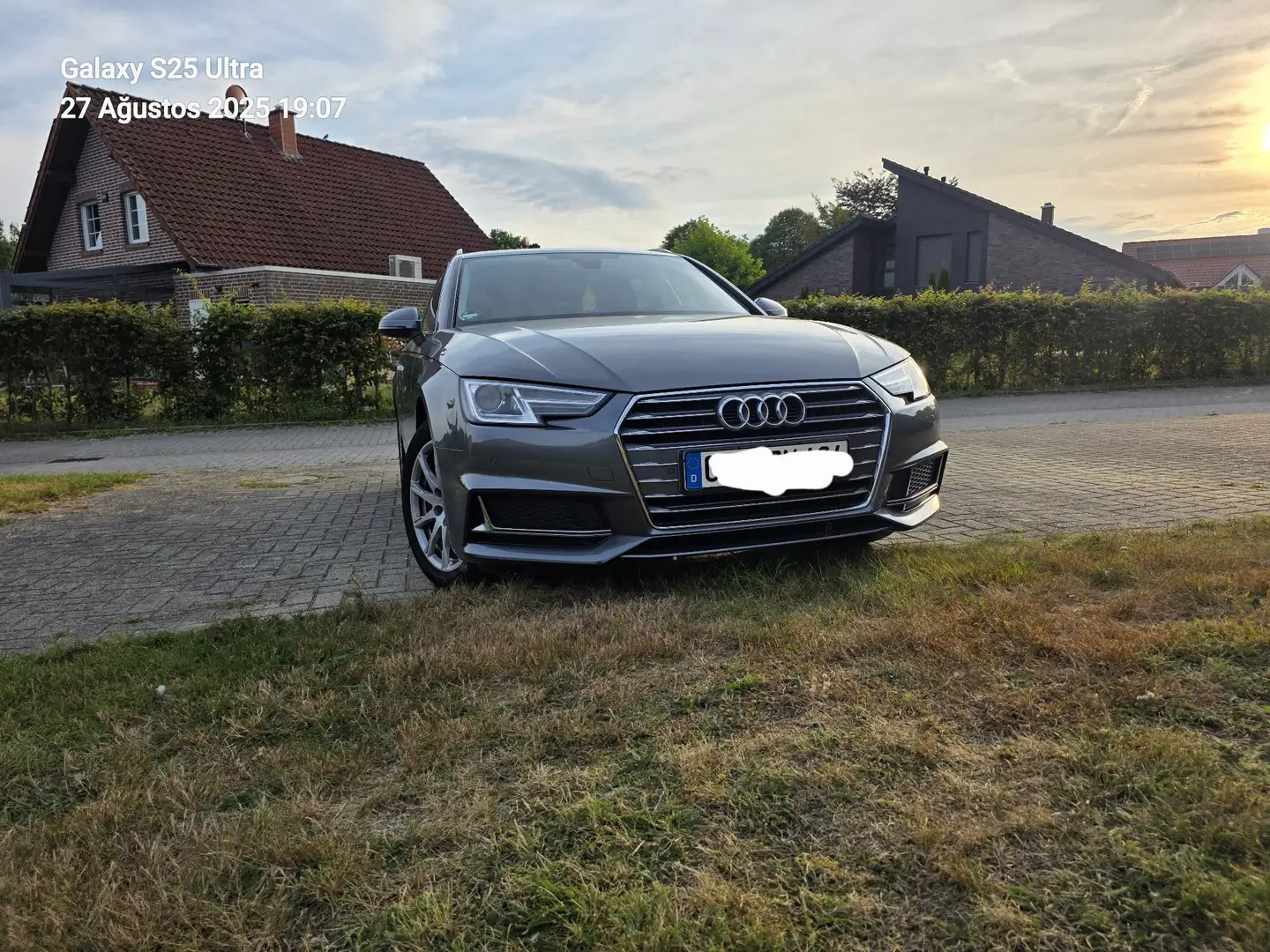 Audi A4 Avant 35 TDI S tronic - 1
