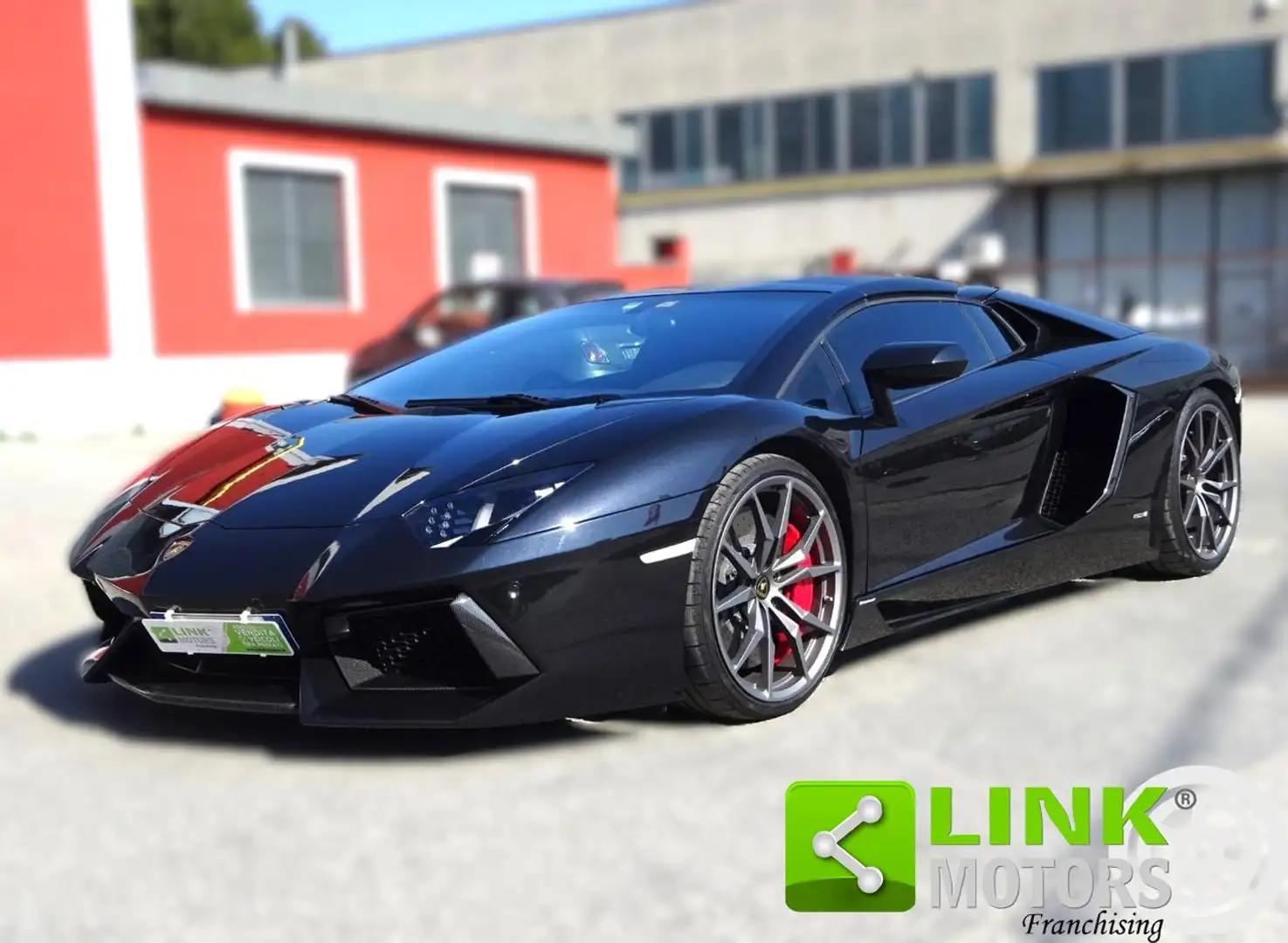 Lamborghini Aventador 6.5 V12 LP700-4 ROADSTER 25.800 KM PERFECT Černá - 1