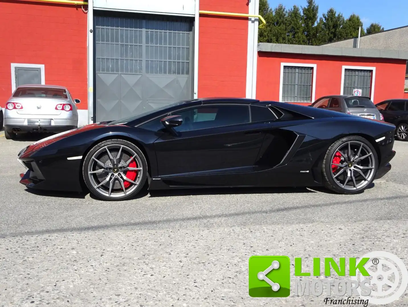 Lamborghini Aventador 6.5 V12 LP700-4 ROADSTER 25.800 KM PERFECT Černá - 2