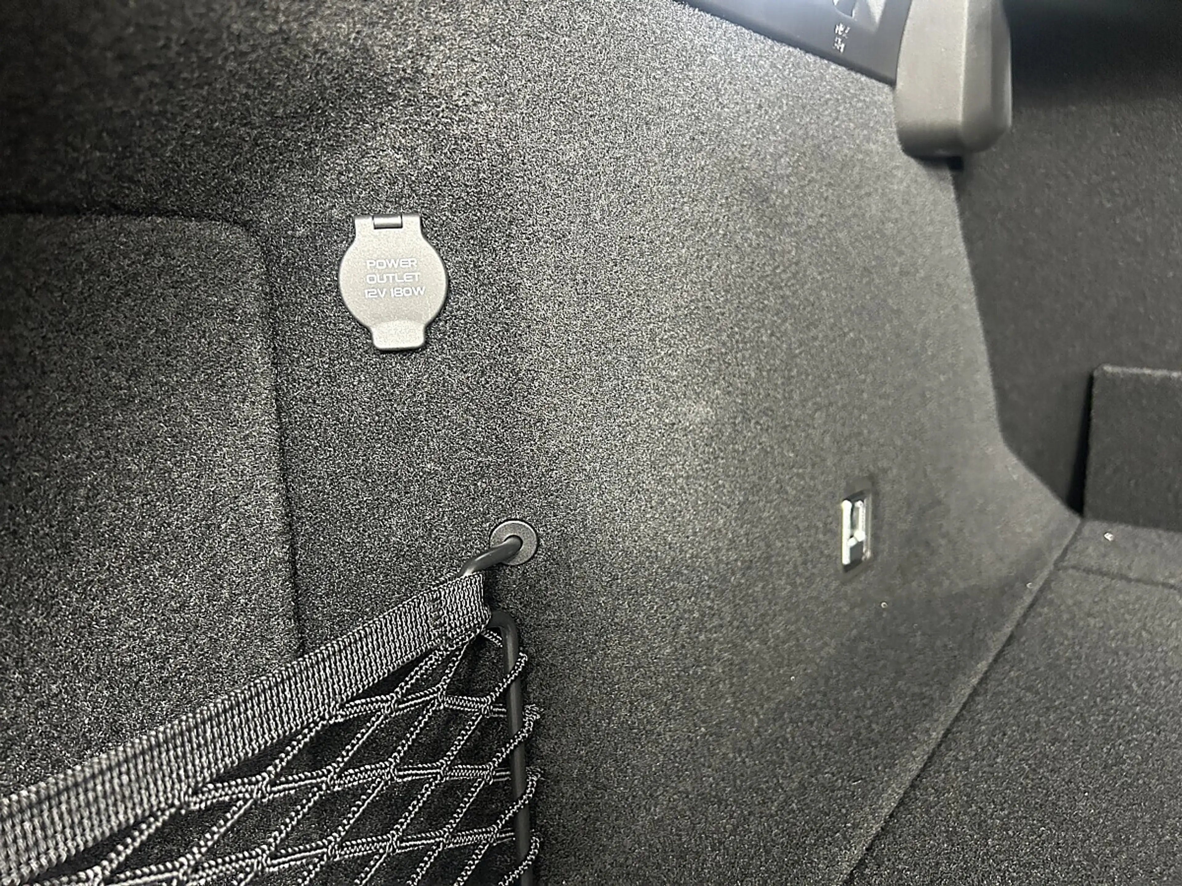 Polestar 4 Long Range Dual Motor — photo 12