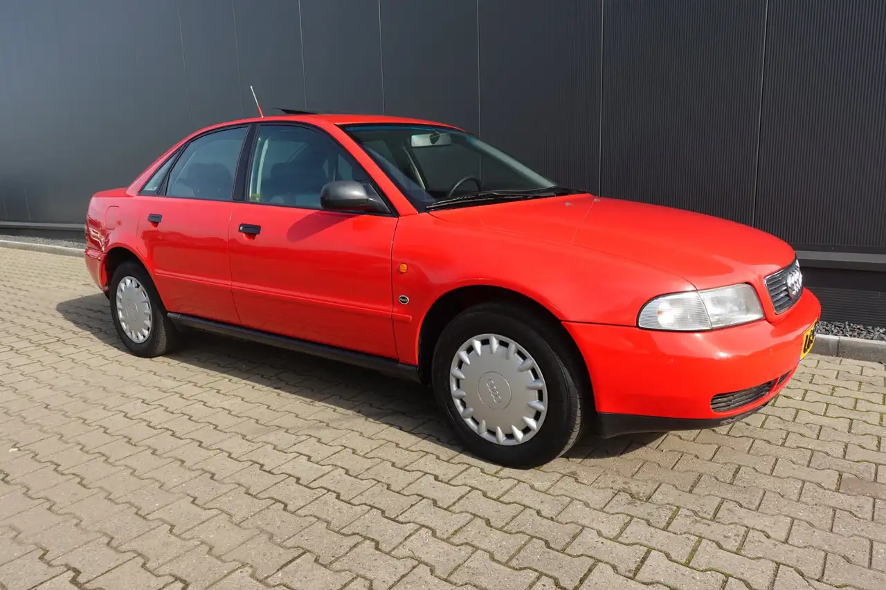 Audi A4 Limousine 1.8 5V, foto 4