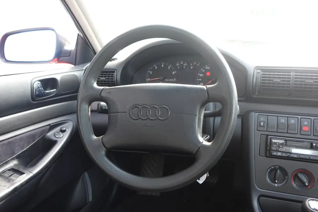Audi A4 Limousine 1.8 5V, foto 11