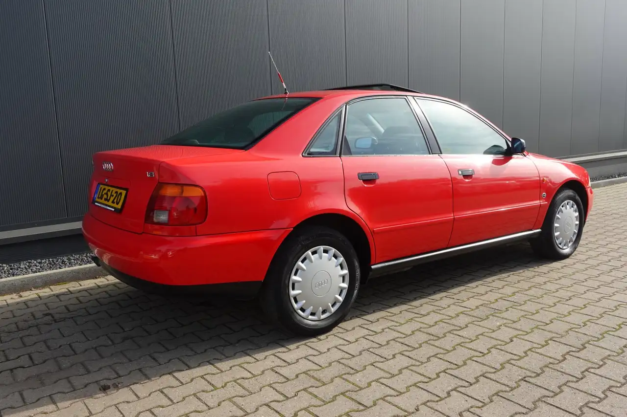 Audi A4 Limousine 1.8 5V, foto 3