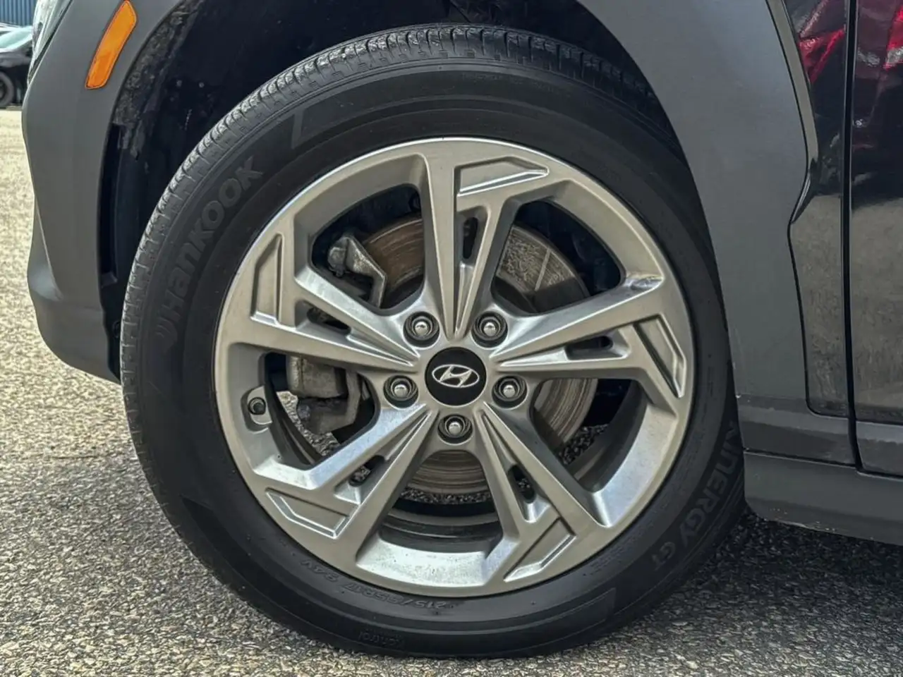 Hyundai KONA снимка Hyundai KONA