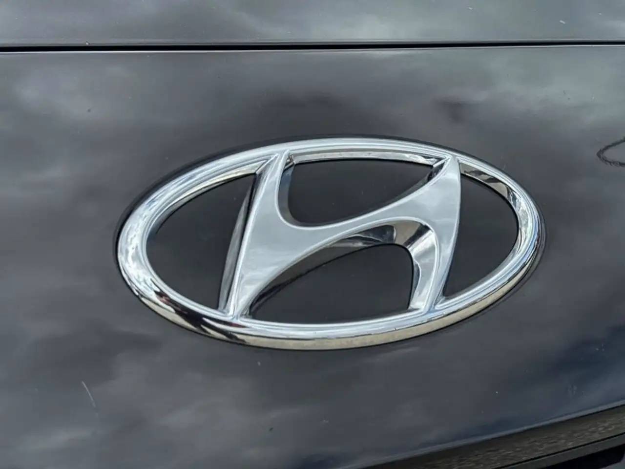 Hyundai KONA снимка Hyundai KONA