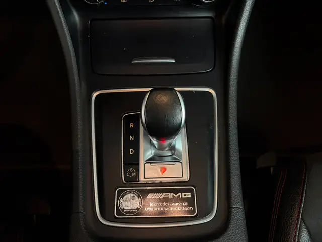 Mercedes-Benz Gla view 20
