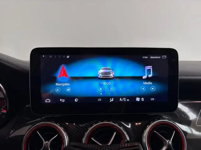 Mercedes-Benz Gla view 28