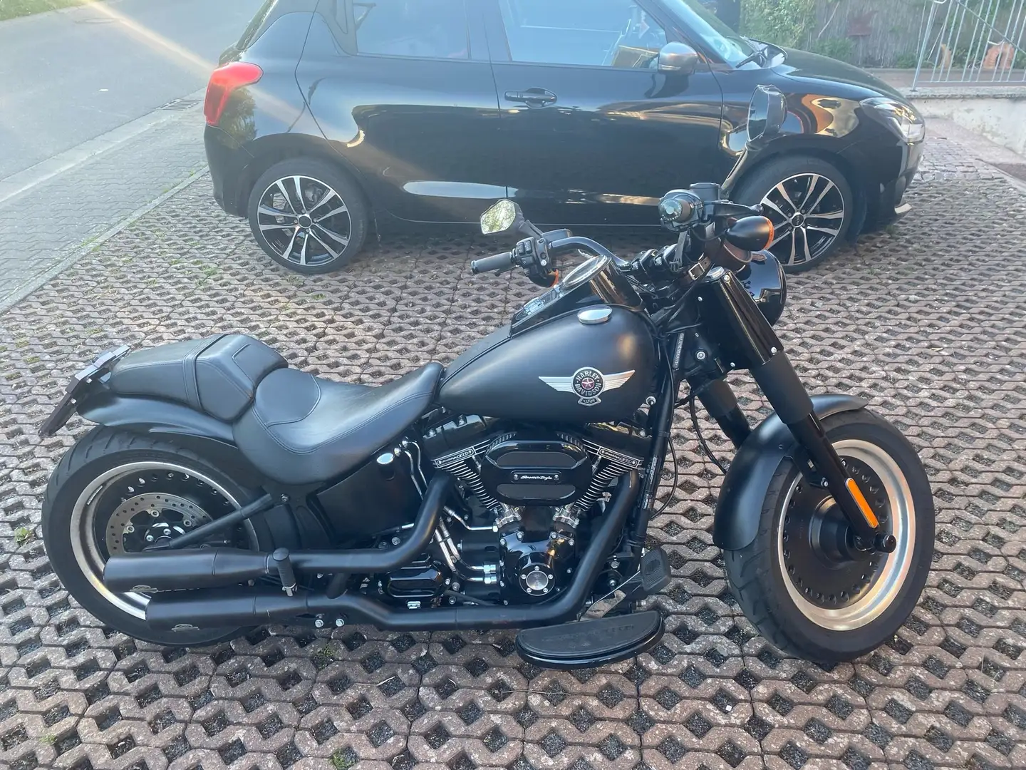 Harley-Davidson Fat Boy 114 Чорний - 2