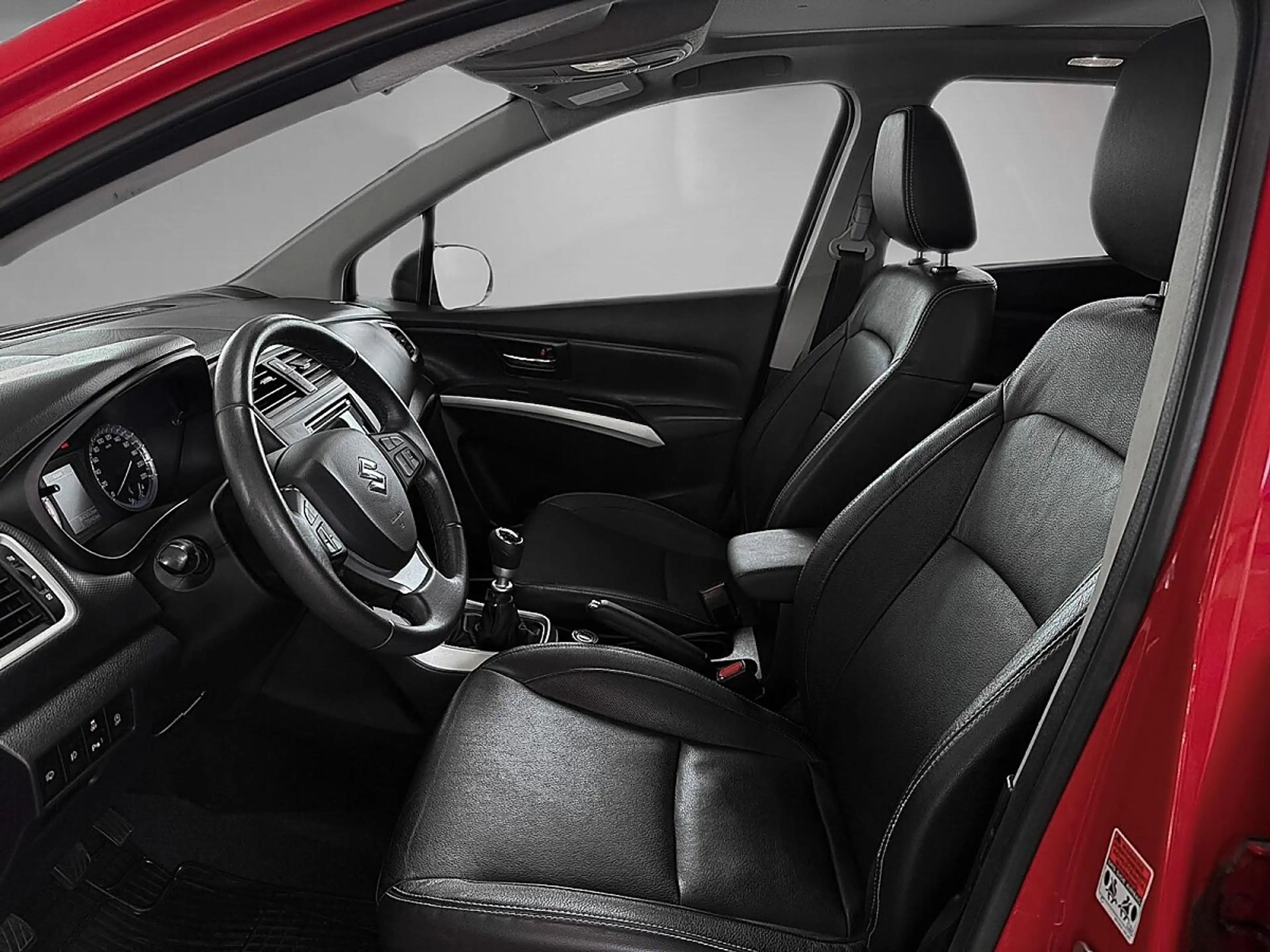 Suzuki SX4 S-Cross 1,6 DDiS Allgrip flash | 1.BESITZ | PICKERL BIS... — photo 7