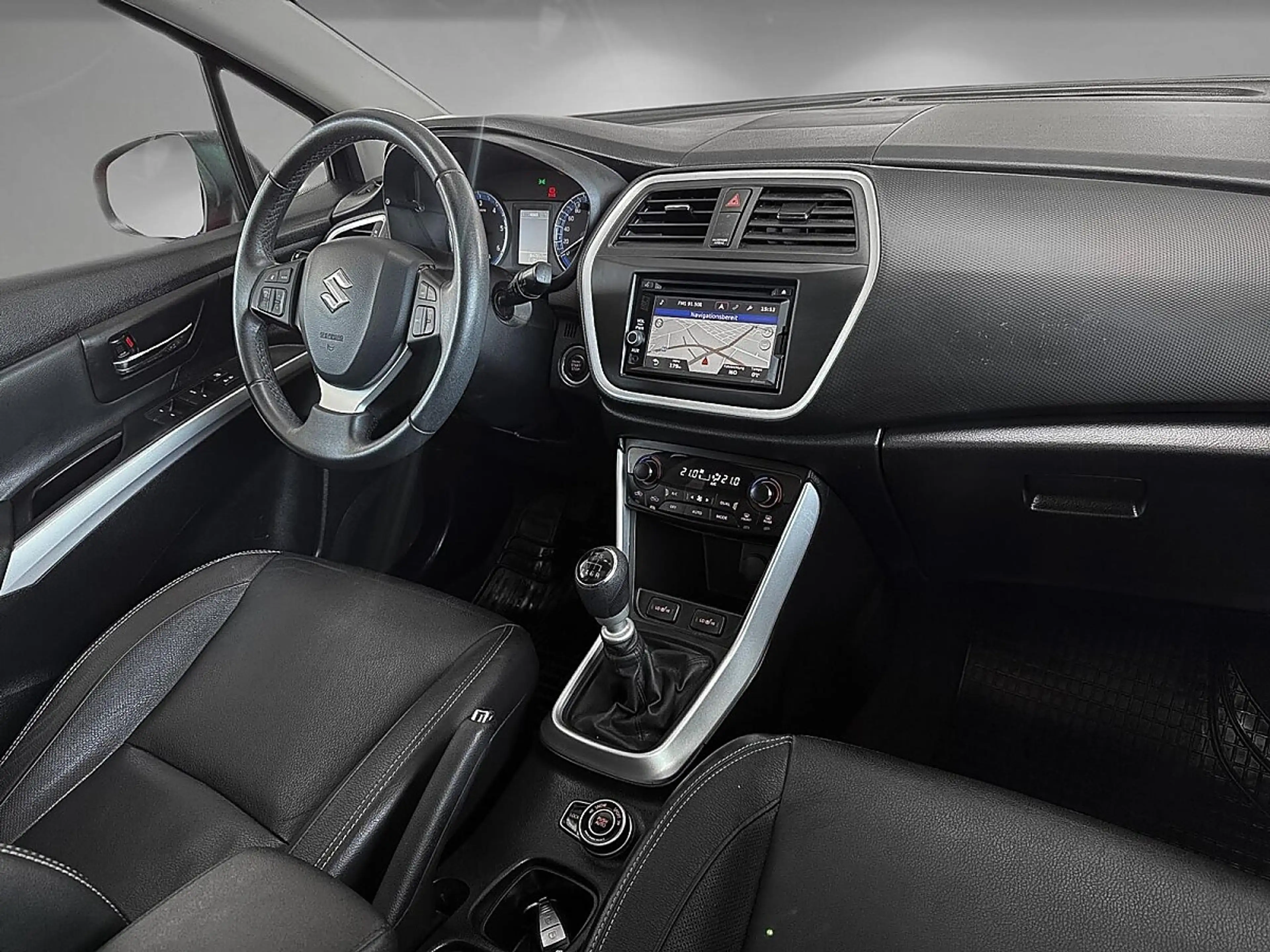 Suzuki SX4 S-Cross 1,6 DDiS Allgrip flash | 1.BESITZ | PICKERL BIS... — photo 10