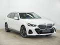 BMW i5 xDrive40 Touring M SPORT+PANO+AHK+B&W sOUND+DAP+PA Weiß - thumbnail 3