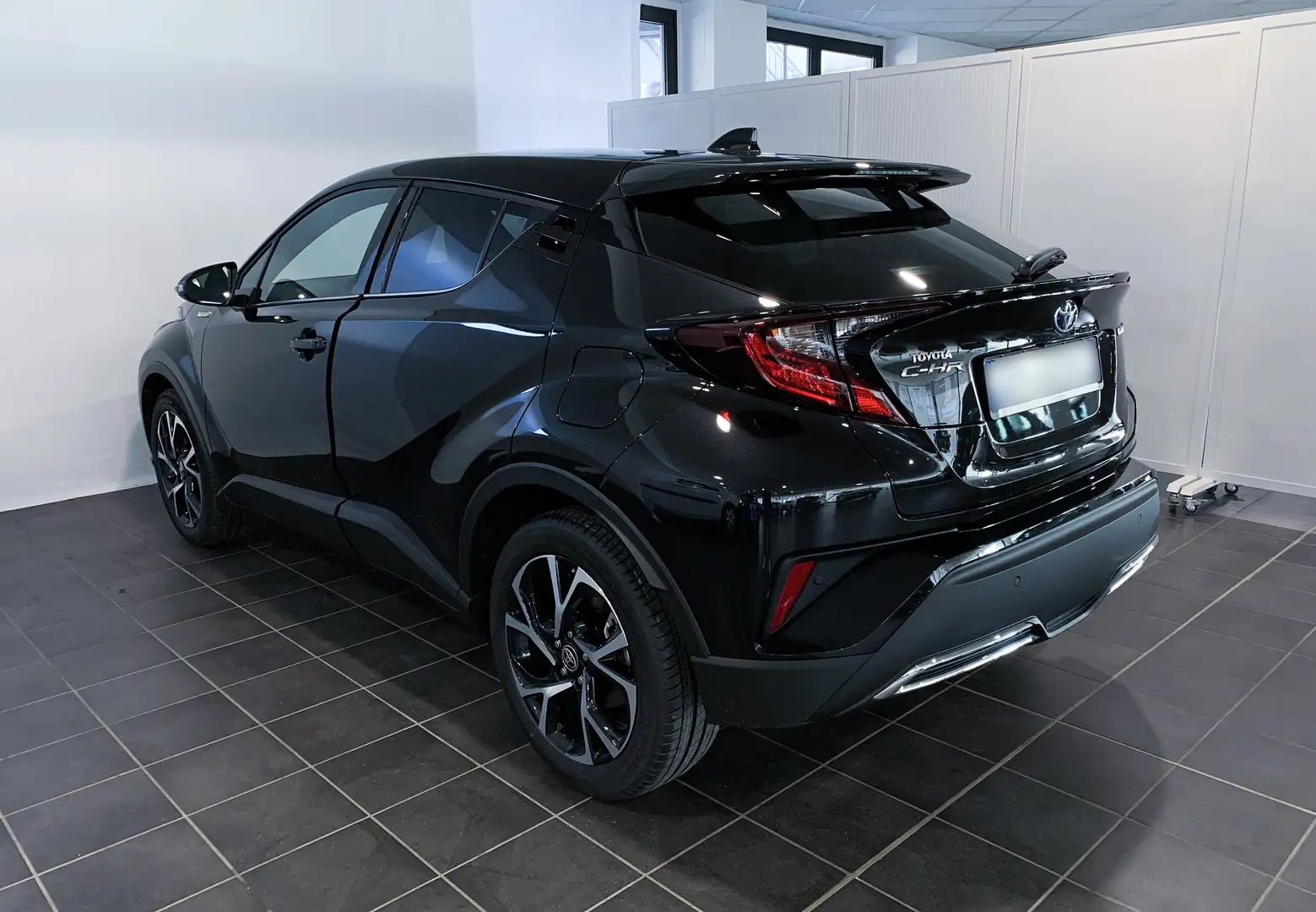 Toyota C-HR C-HR 2.0h More Business e-cvt - 2