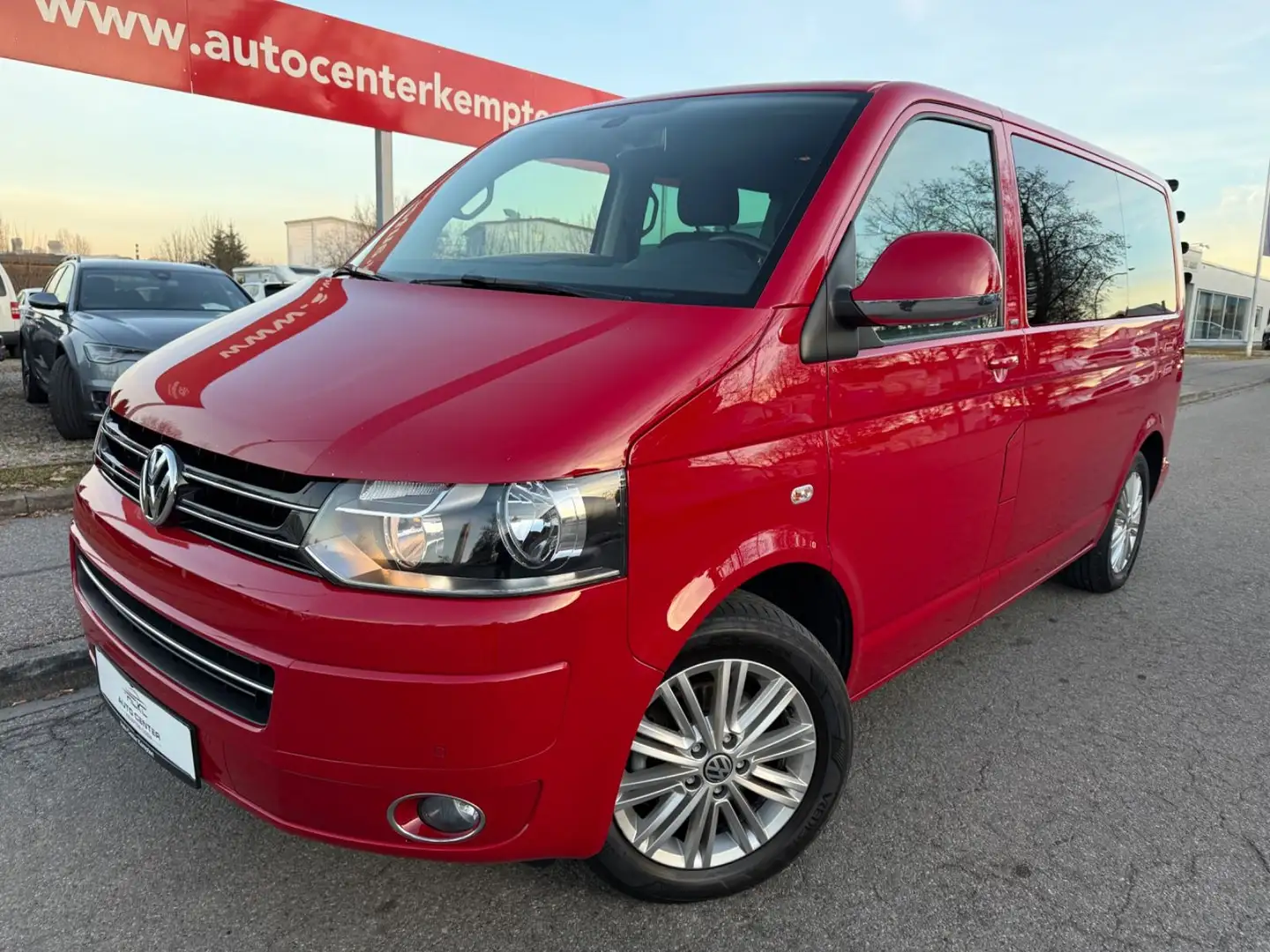 Volkswagen T5 Multivan T5 Bus Multivan Cup 7 Sitzer*Tempomat*1 Hand! Rouge - 1