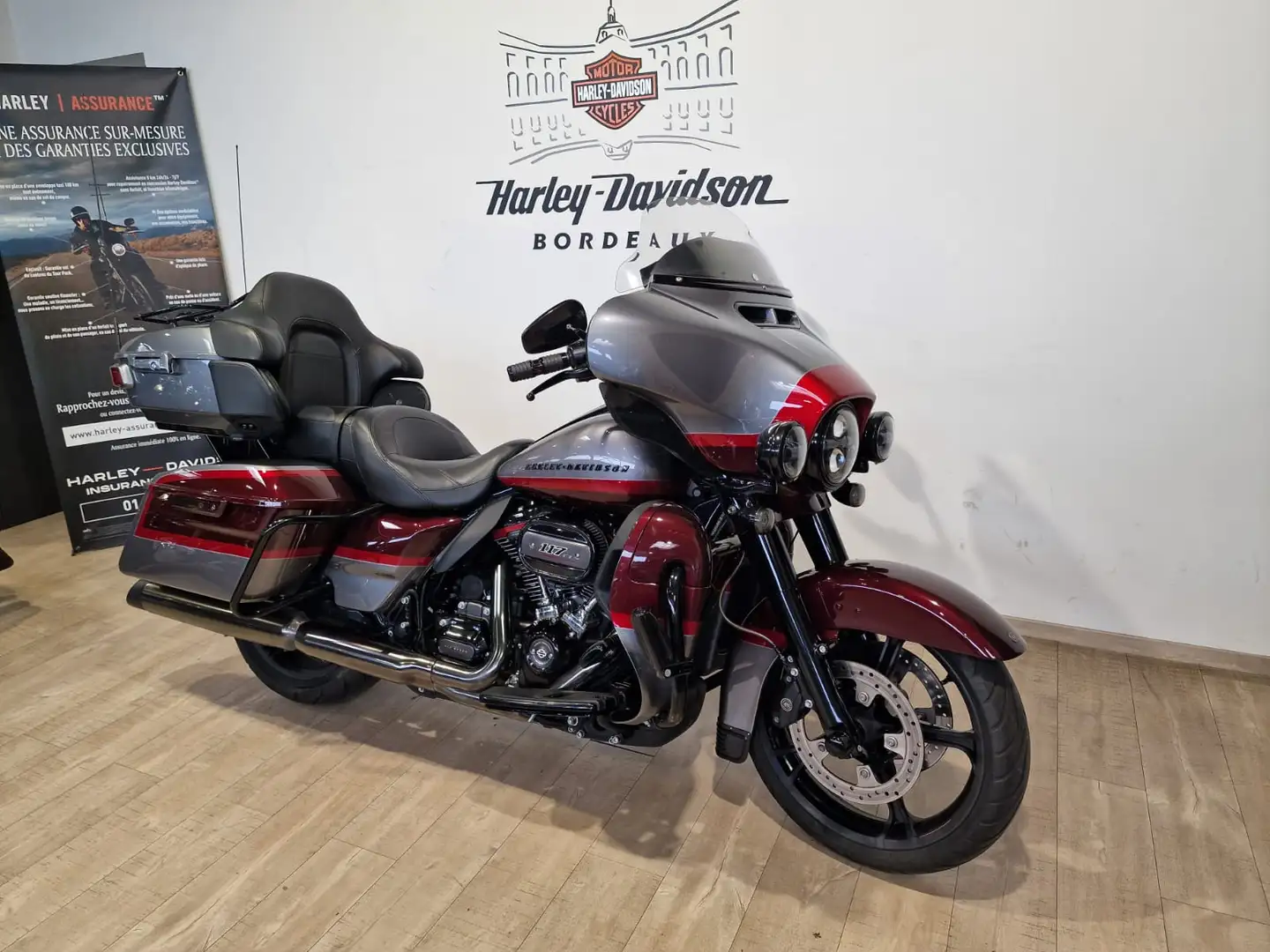 Harley-Davidson Ultra Limited Gris - 2
