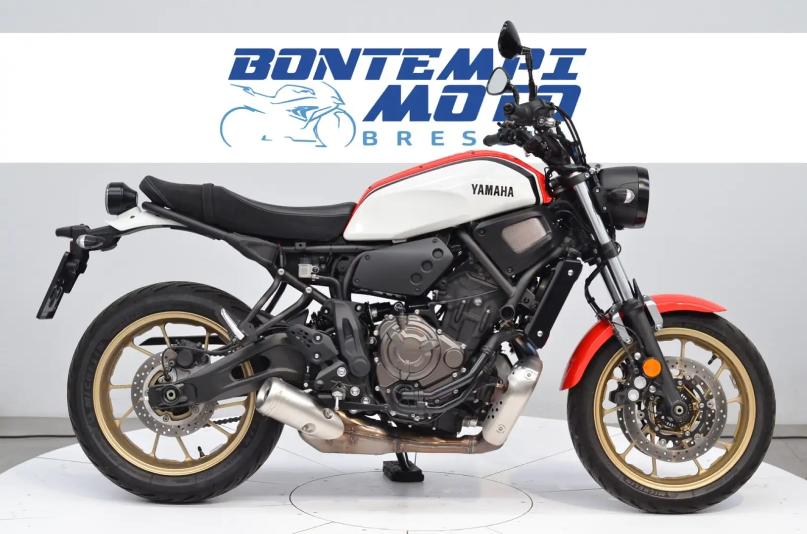 Yamaha XSR 700 2021 - 9.000 KM Blanc - 1